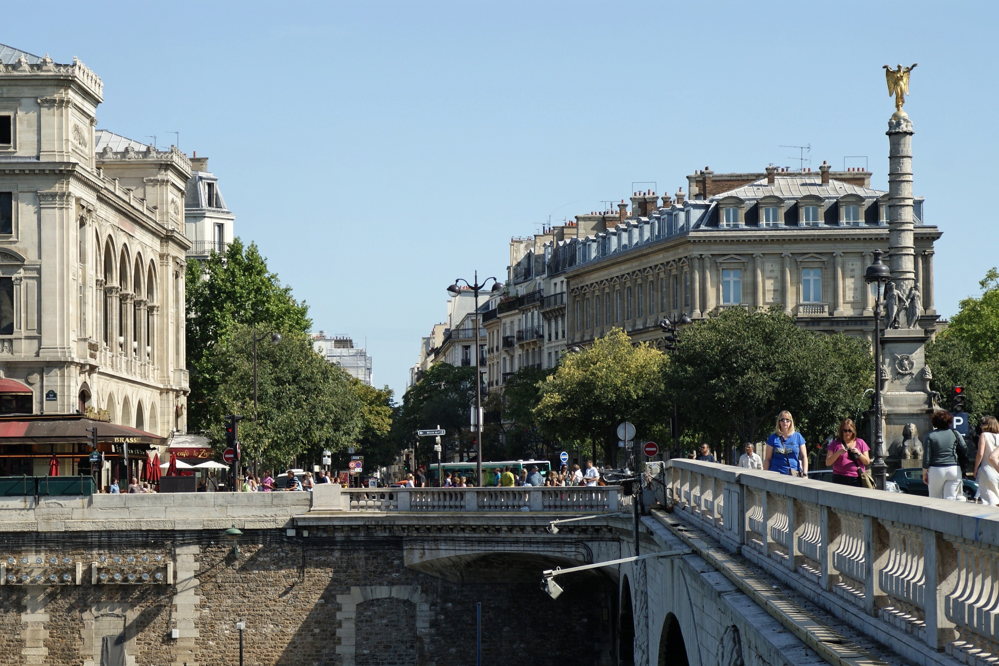 Place du Châtelet